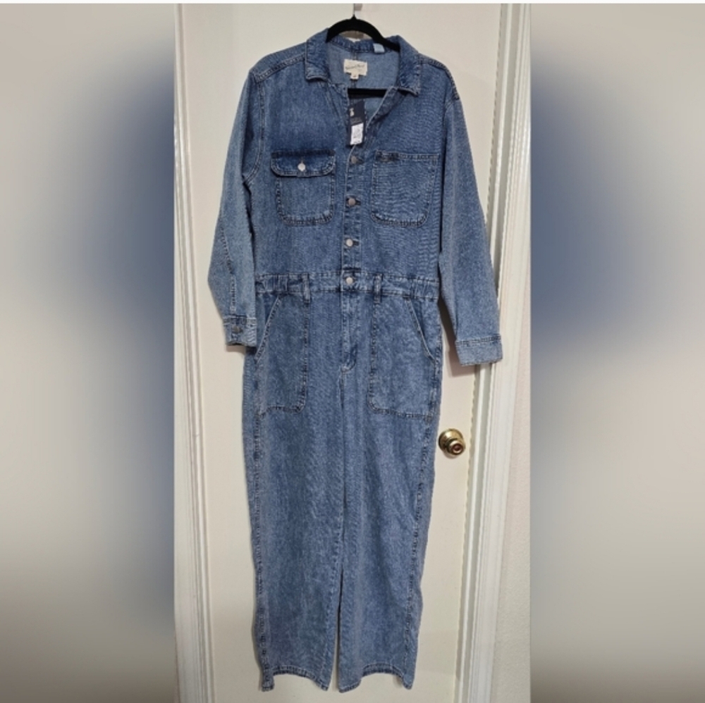 Universal Thread Light Blue Denim Overalls - Picture 2 of 7